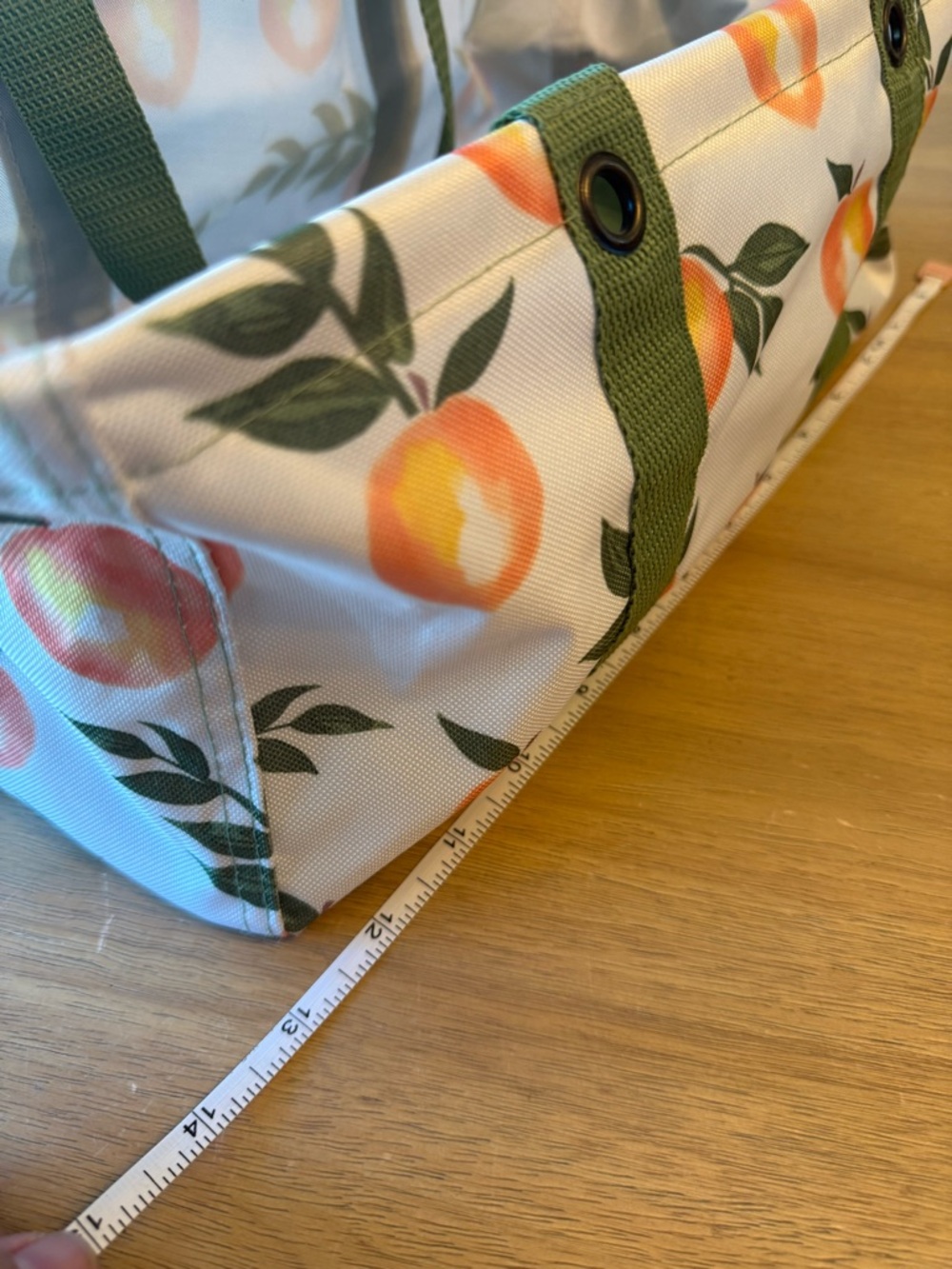 Thirty-One Tiny Utility Tote in the Peach Paradise print - Picture 5 of 7